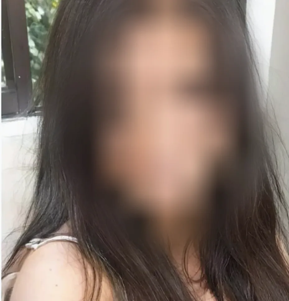 Carla, 21
