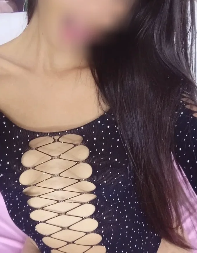 Melike, 25